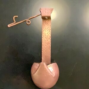 VINTAGE PRIMITIVE SOLID COPPER LADLE.